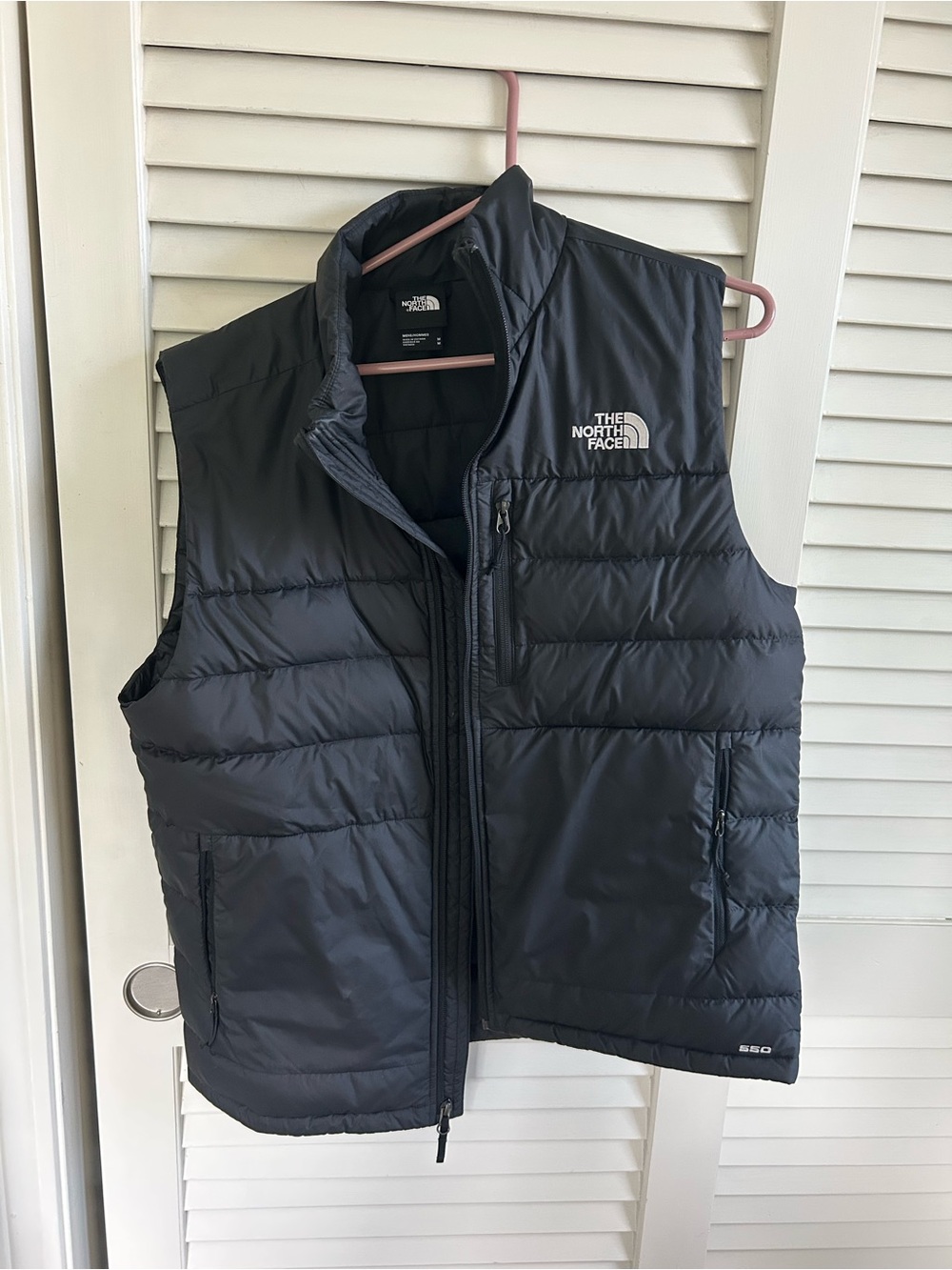 black north face puffer vest
